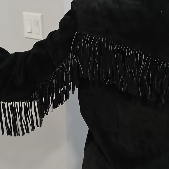Black Suede Jacket with Fringe by [Brand] - Picture 13 of 16